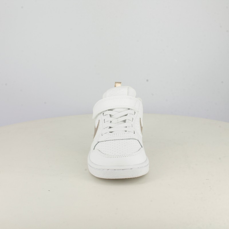 Zapatillas deporte court blancas y doradas con cordones y velcro Nike |  Querolets